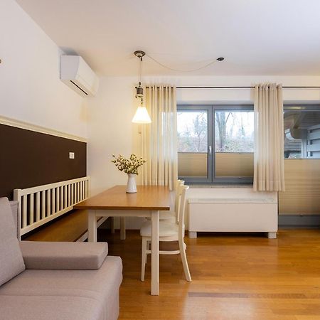 Lakeside Apartments בלד מראה חיצוני תמונה
