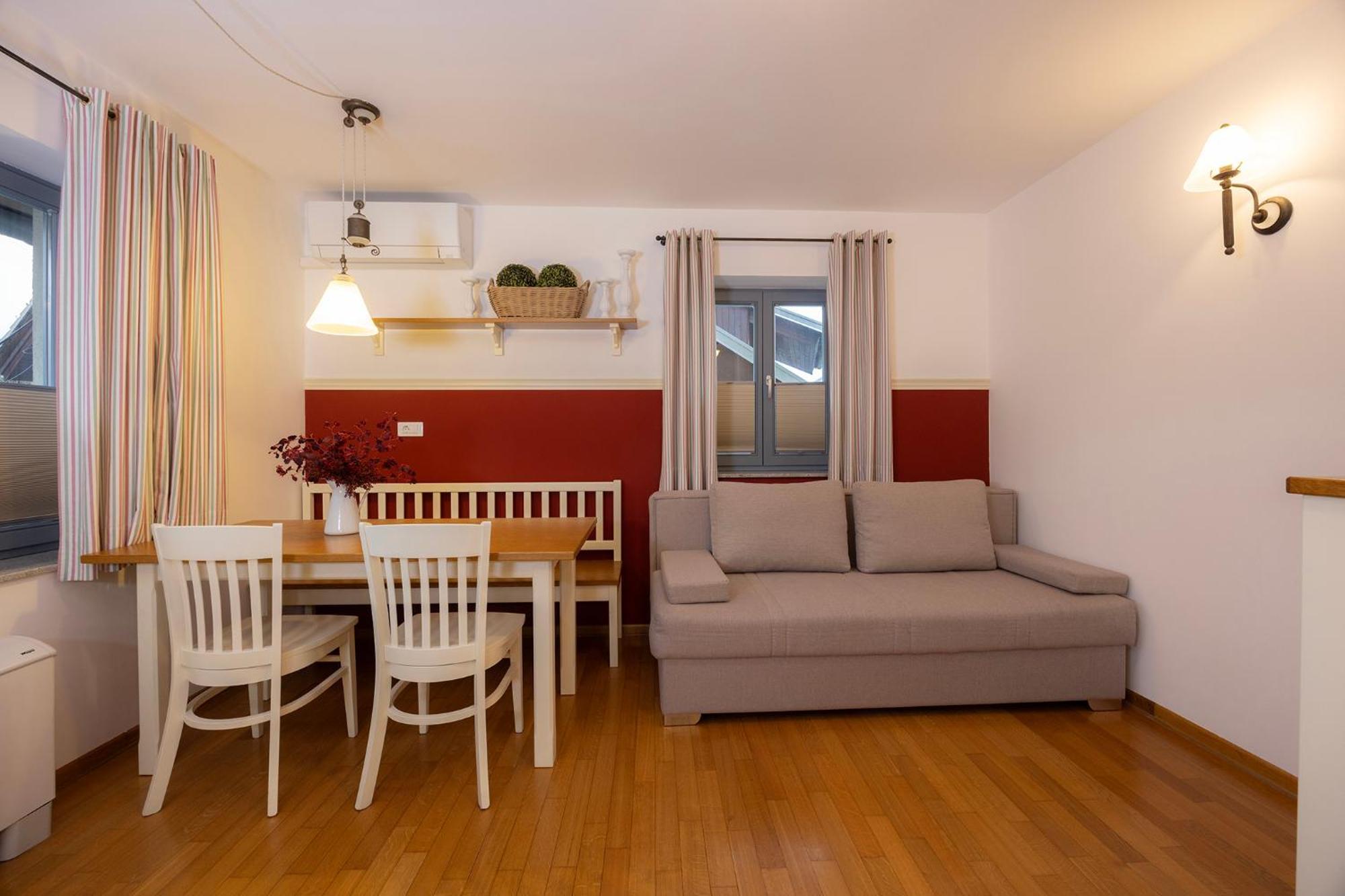 Lakeside Apartments בלד חדר תמונה