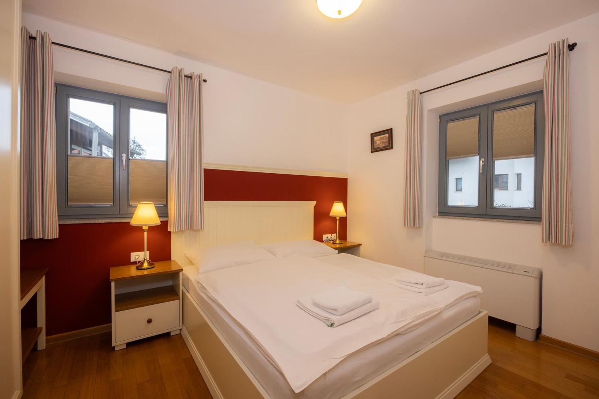 Lakeside Apartments בלד חדר תמונה