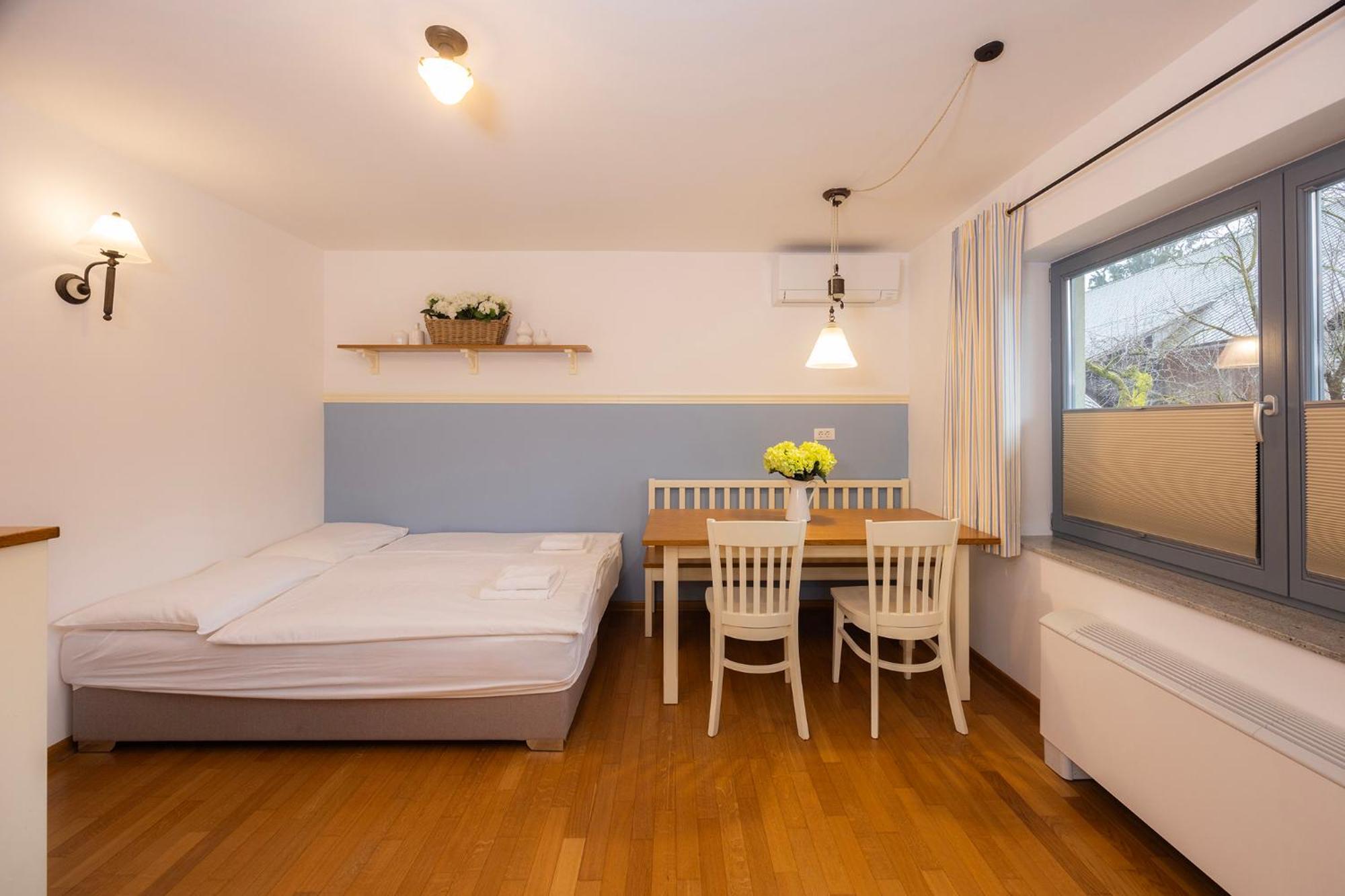 Lakeside Apartments בלד חדר תמונה